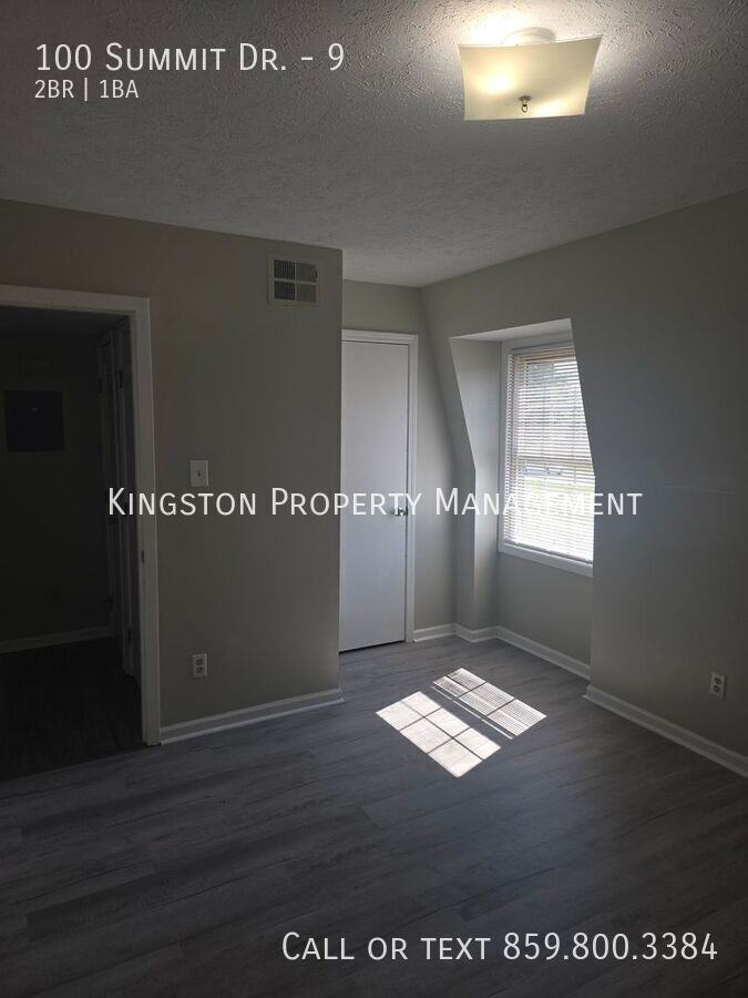 100 Summit Dr #9 - Photo 4 of 7