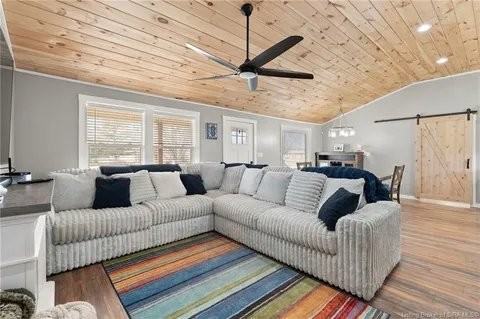 102 Melanie Ln - Photo 6 of 20