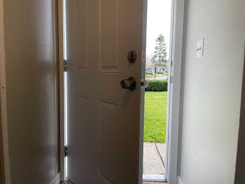 9729 5th St Ne #A - Photo 4 of 11