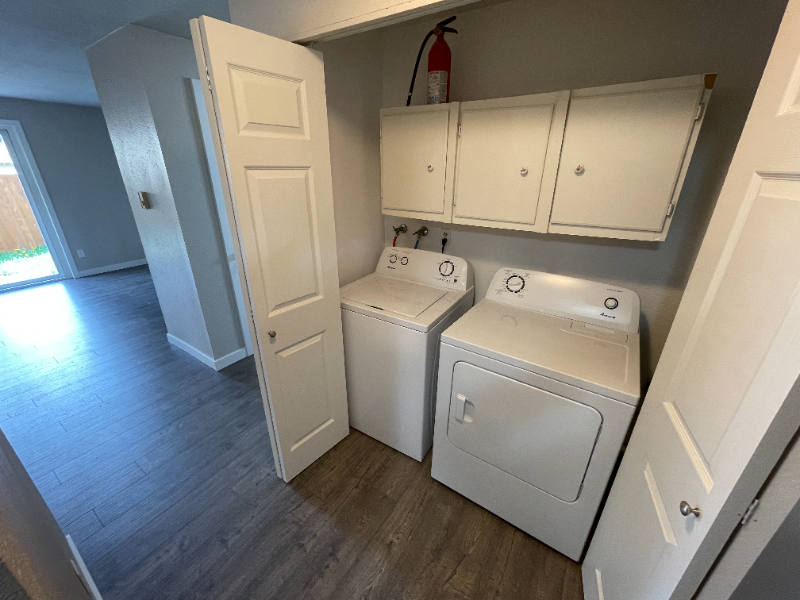 9729 5th St Ne #A - Photo 6 of 11