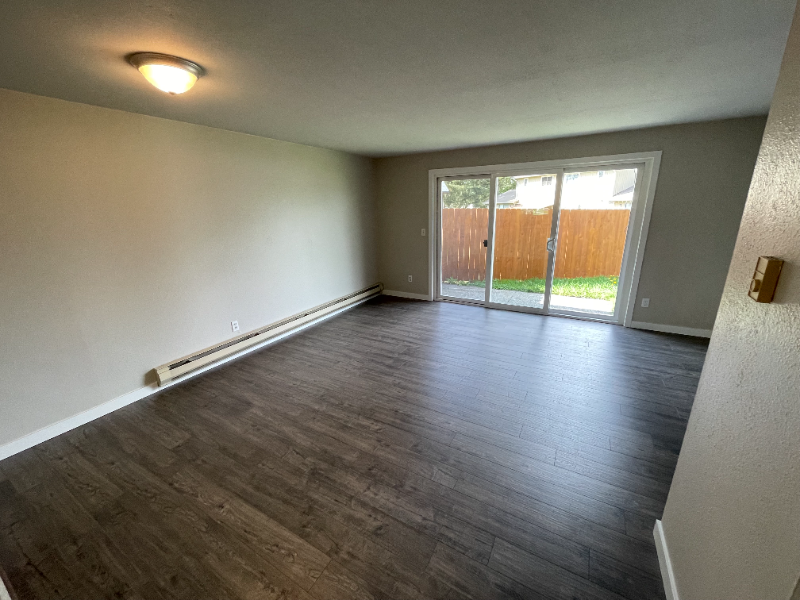 9729 5th St Ne #A - Photo 7 of 11