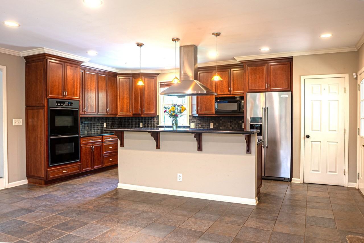 1739 Remington Rd - Photo 3 of 21