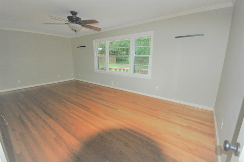 1739 Remington Rd - Photo 7 of 21