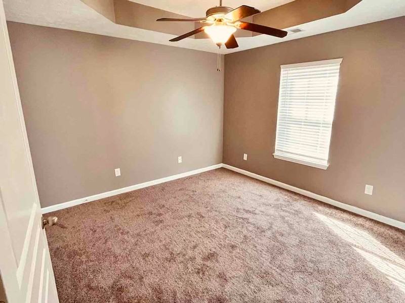 1209 Woodall Rd - Photo 4 of 13