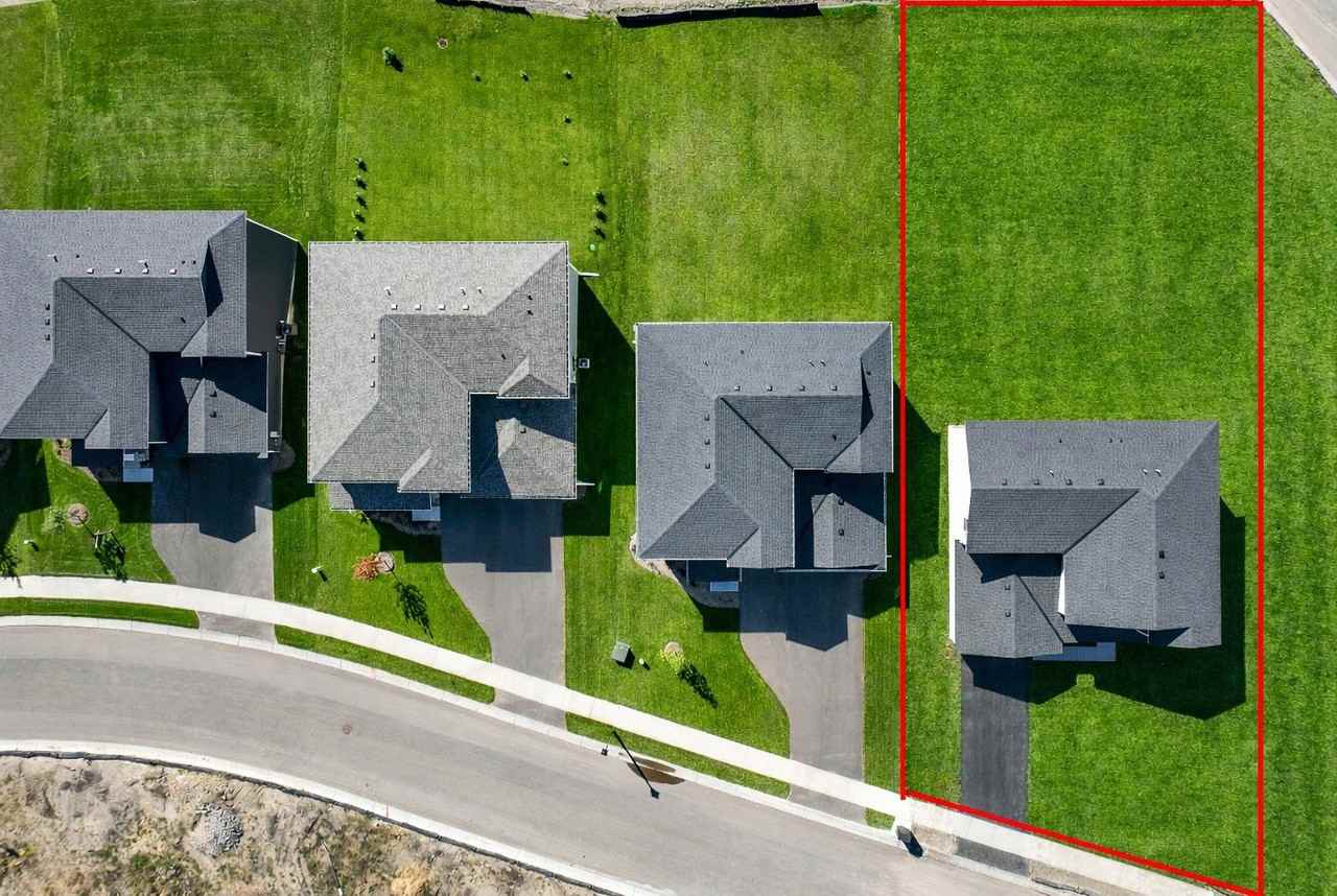 19657 104th Pl - Photo 2 of 36