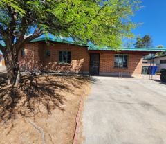 525 S Rosemont Ave - Photo 1 of 1