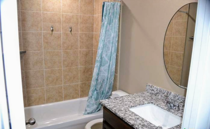 1204 N 18th St #A - Photo 4 of 7