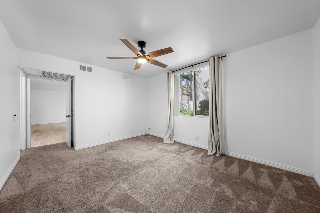 4843 Collwood Blvd #B - Photo 4 of 42