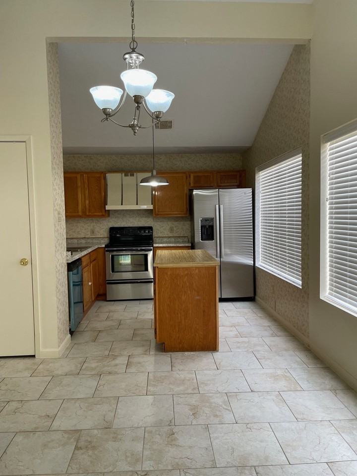 2627 Old Fort Rd - Photo 5 of 16