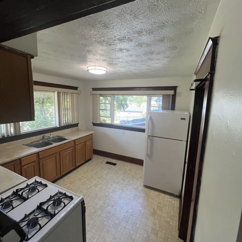 50 Orchard Ave #2 - Photo 5 of 5