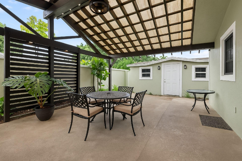 2061 Nw 27th St - Photo 2 of 6