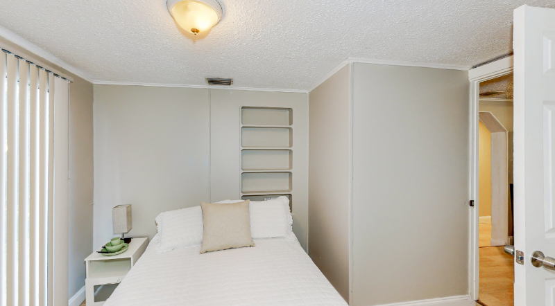 3910 E Fern St - Photo 2 of 5