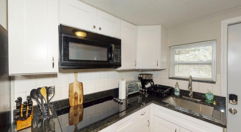 3910 E Fern St - Photo 3 of 5