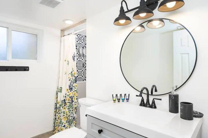 11068 W 62nd Pl - Photo 4 of 12