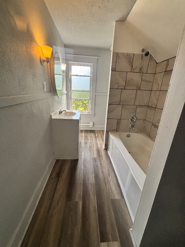 633 W North St #2 - Photo 6 of 16