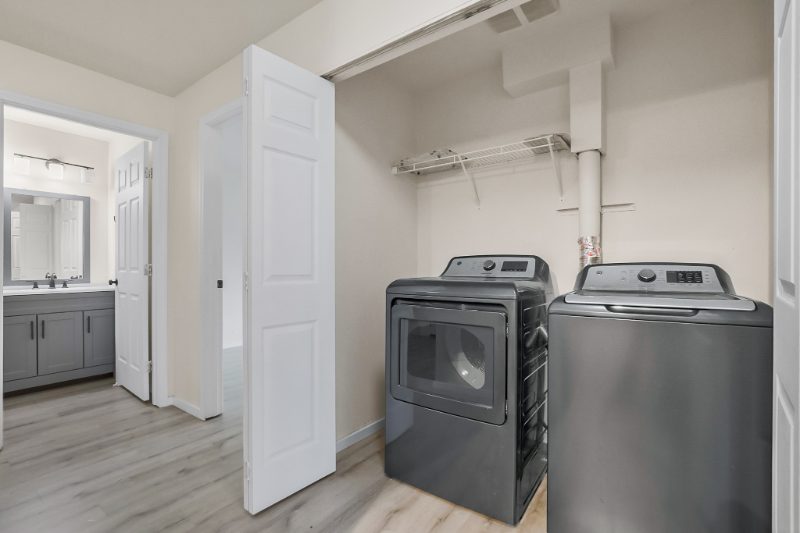 12040 Bridgeport Way Sw #302 - Photo 4 of 20