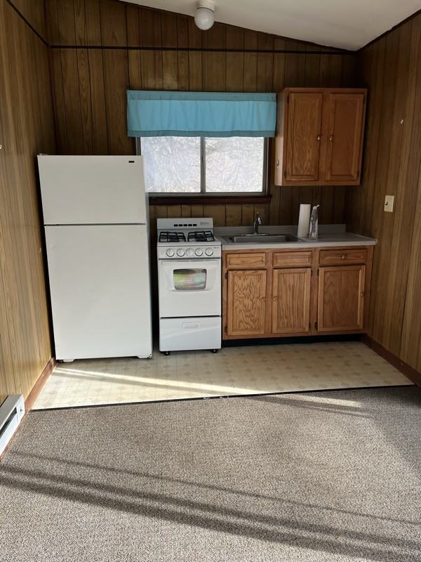 170 Cottage Ln - Photo 5 of 10