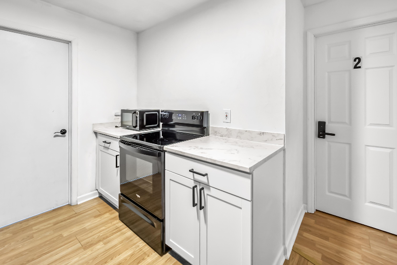 2036 Sw 69th Dr - Photo 3 of 10