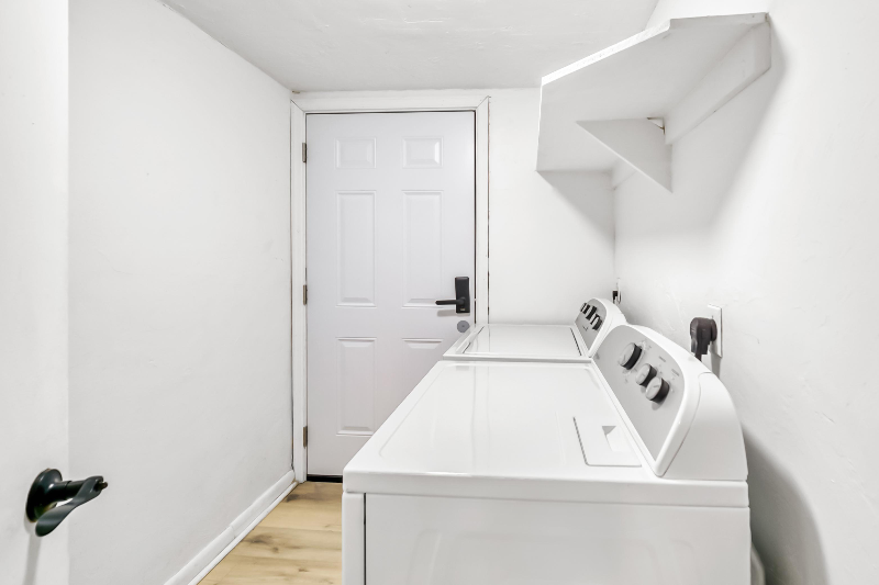 2036 Sw 69th Dr - Photo 4 of 10