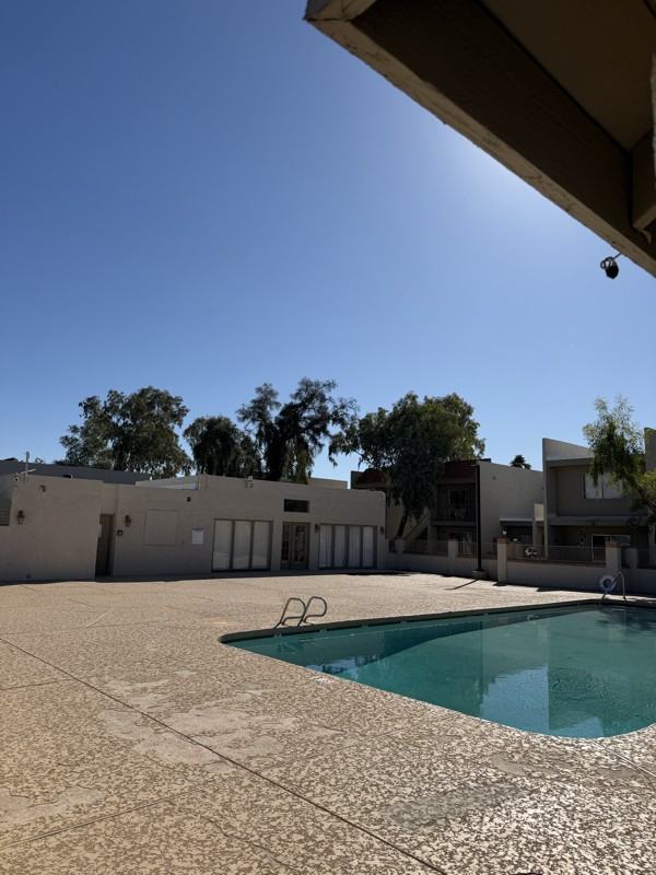 2826 E Marconi Ave - Photo 3 of 14