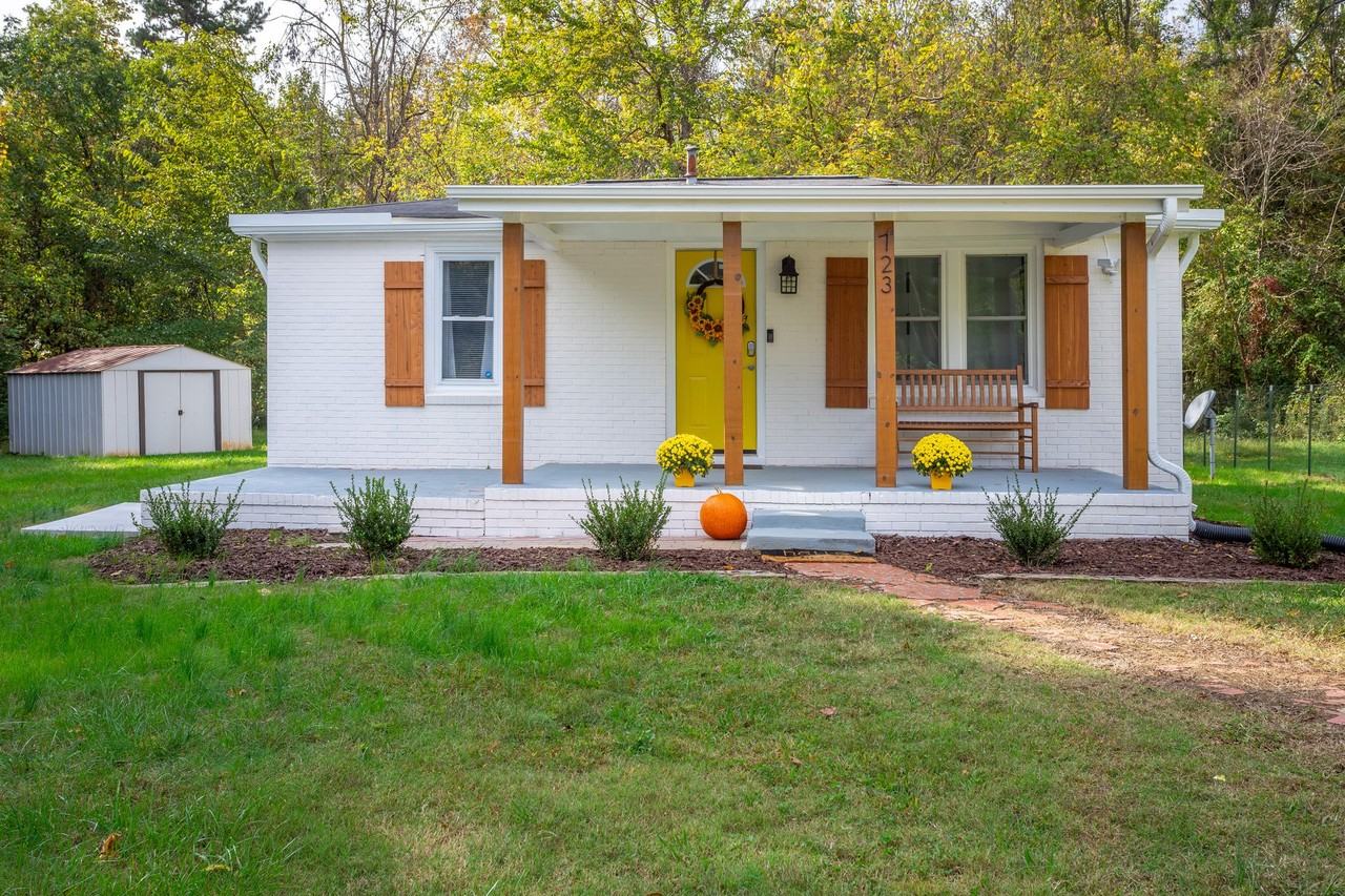 723 W Mckinley St - Photo 3 of 18