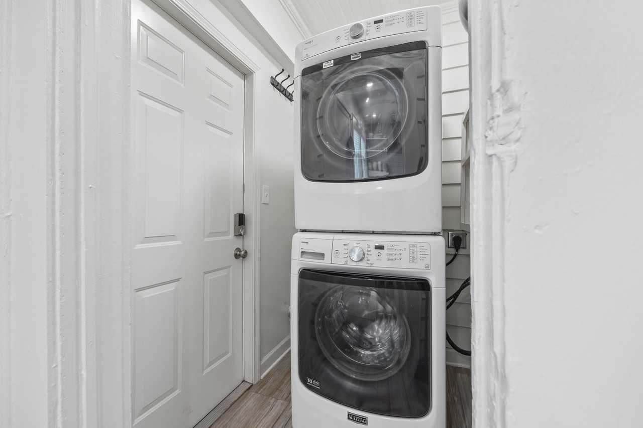 1146 Wade St Ne - Photo 4 of 20