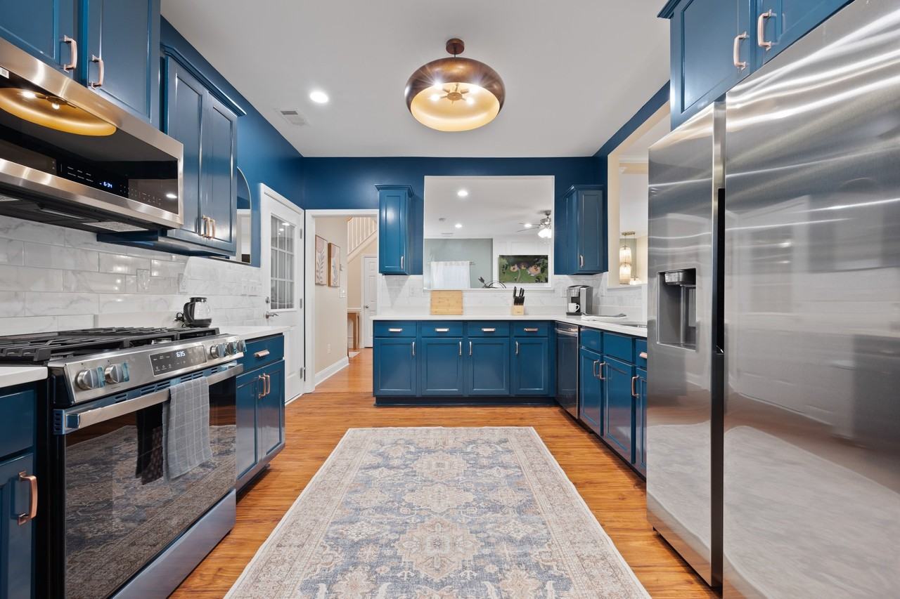 13581 Weycroft Cir - Photo 7 of 20