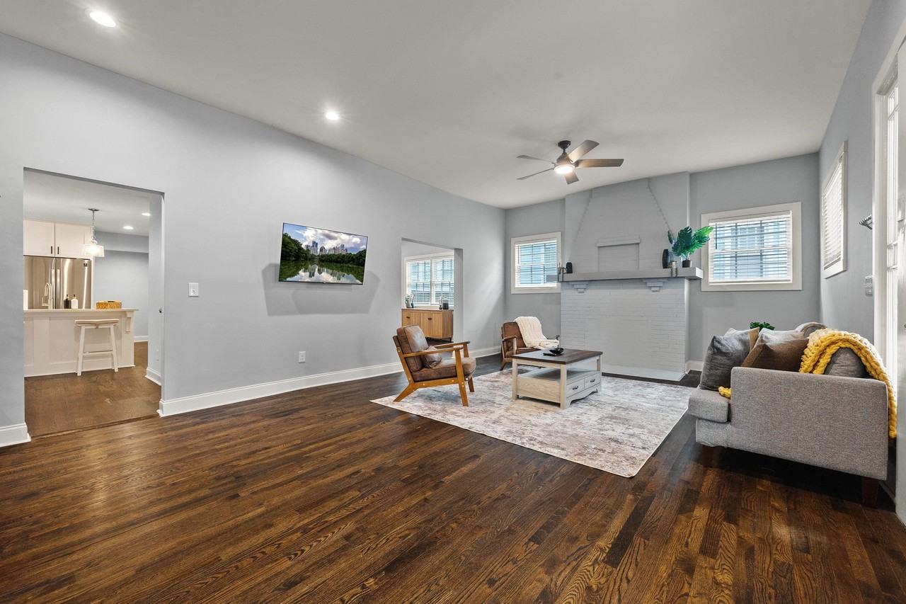 1515 Westwood Ave Sw - Photo 2 of 19