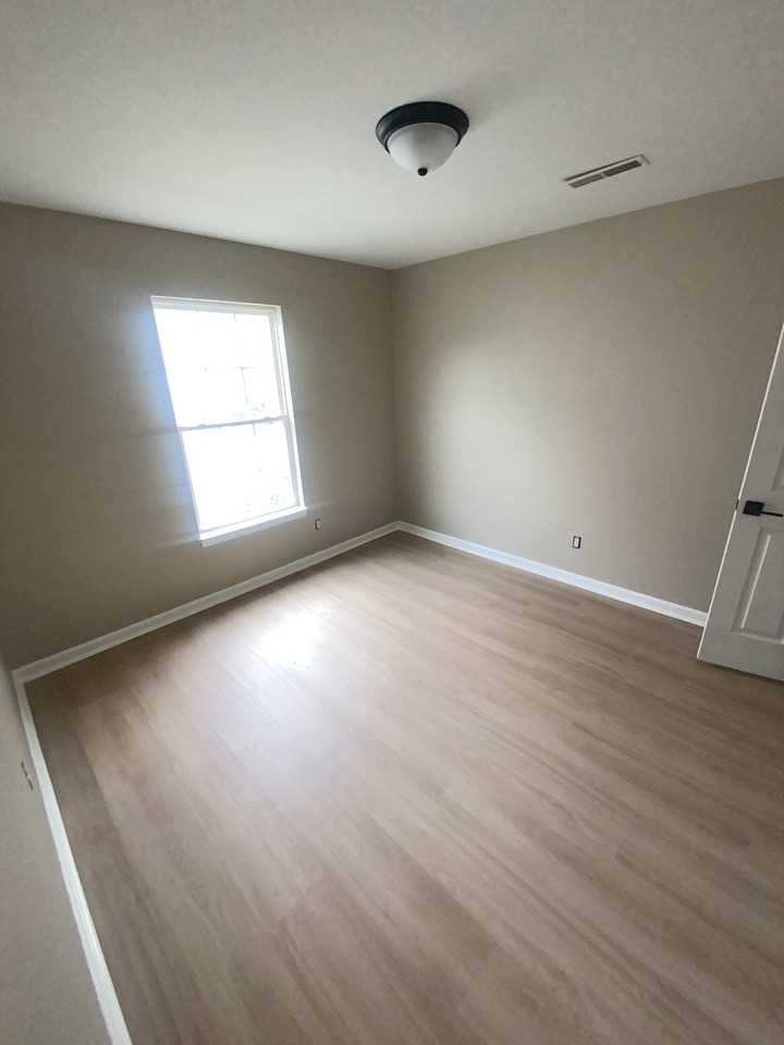 3329D Moorewood Dr - Photo 7 of 26