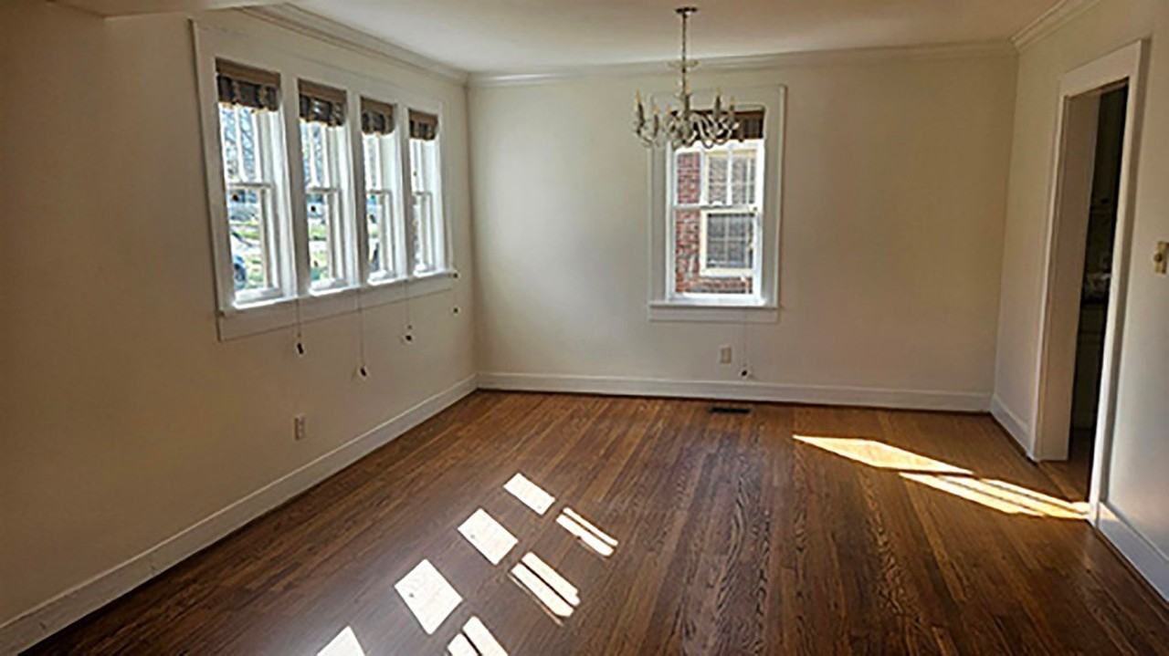 2610 Woodlawn Dr - Photo 4 of 20