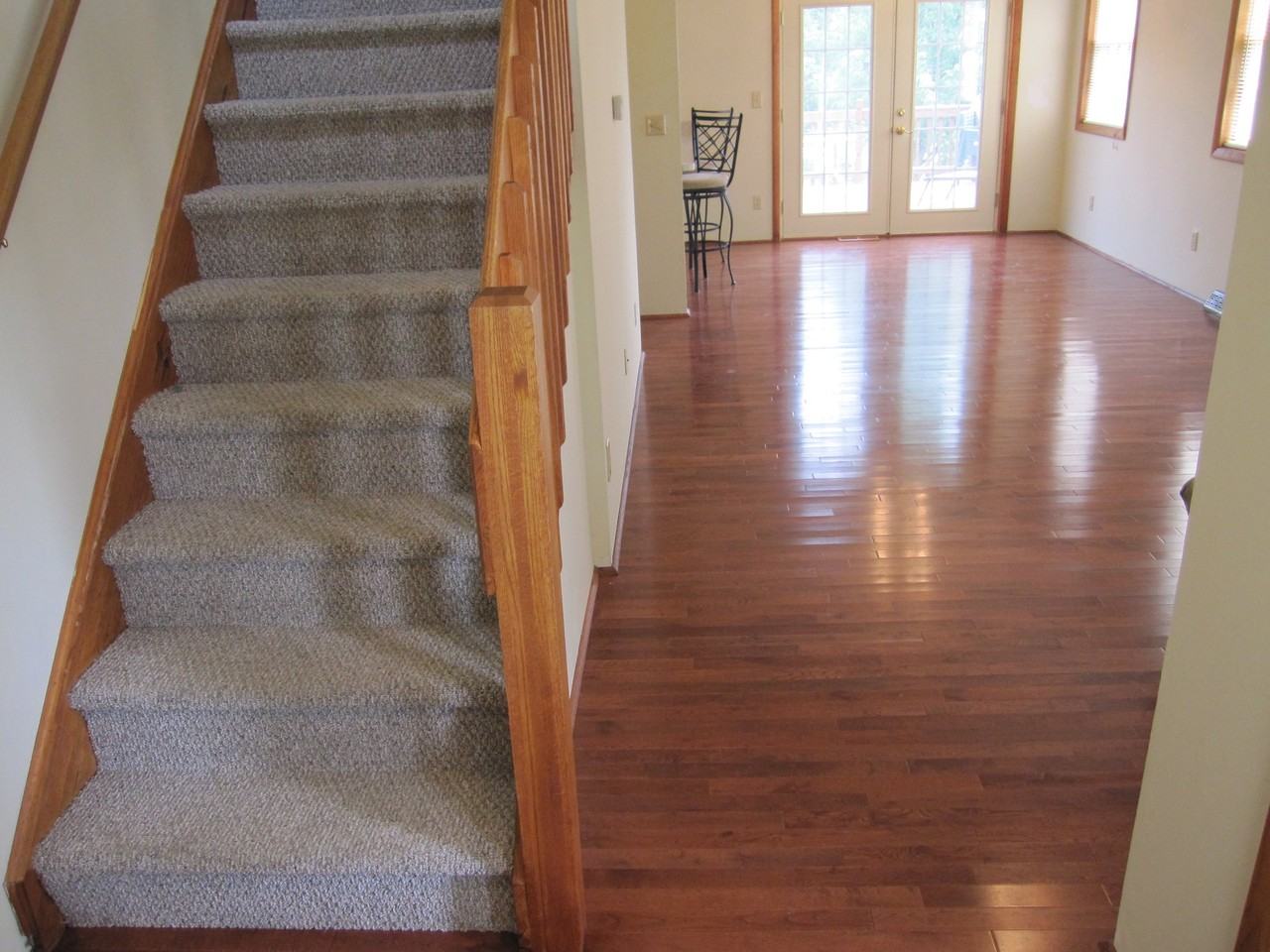 8 Cindy Way - Photo 4 of 6