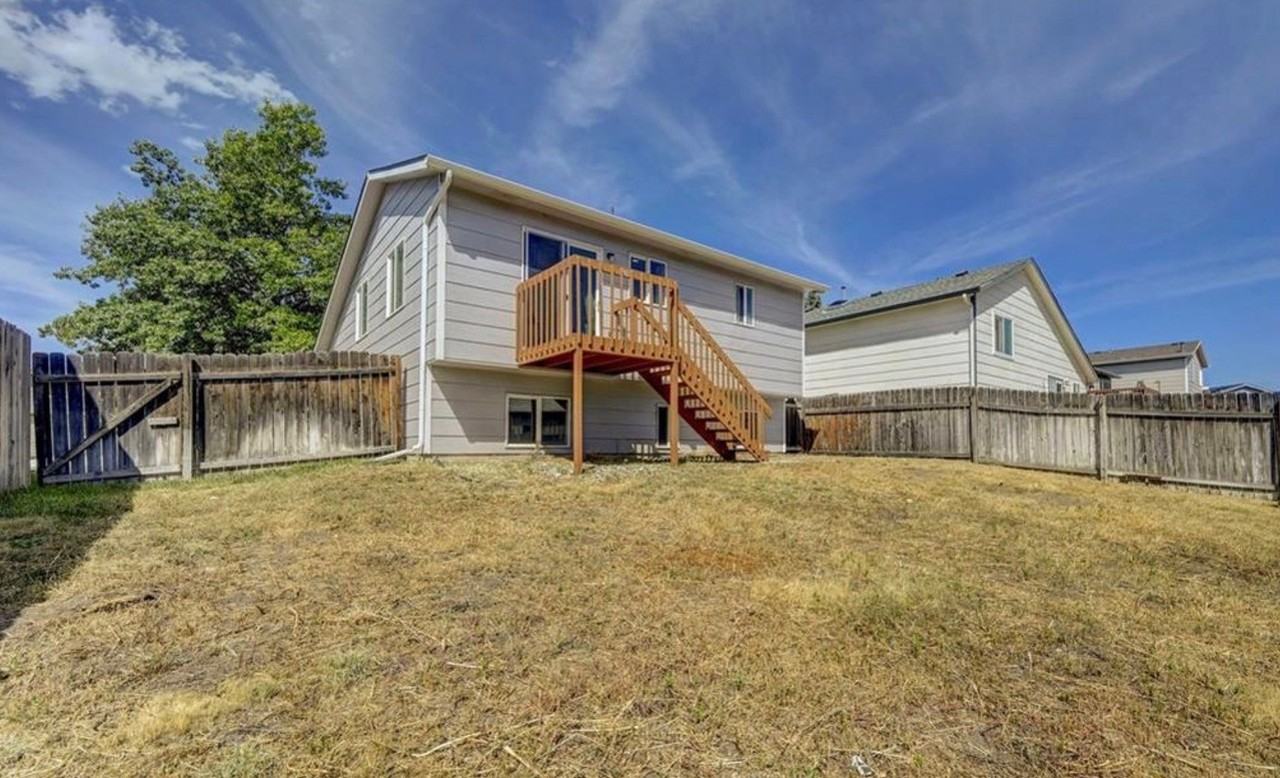 4620 Dooley Way - Photo 2 of 19