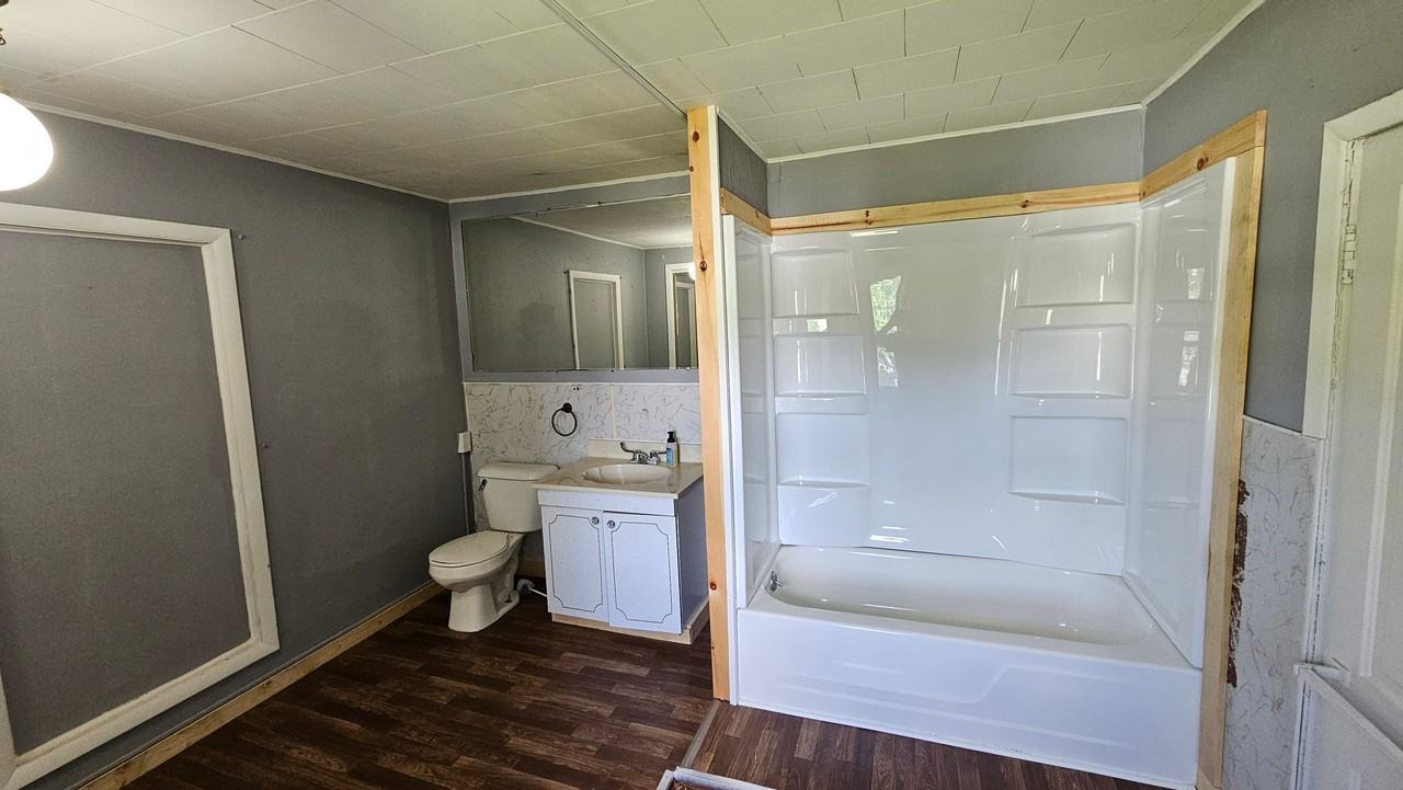 23 Madison St #A - Photo 3 of 8