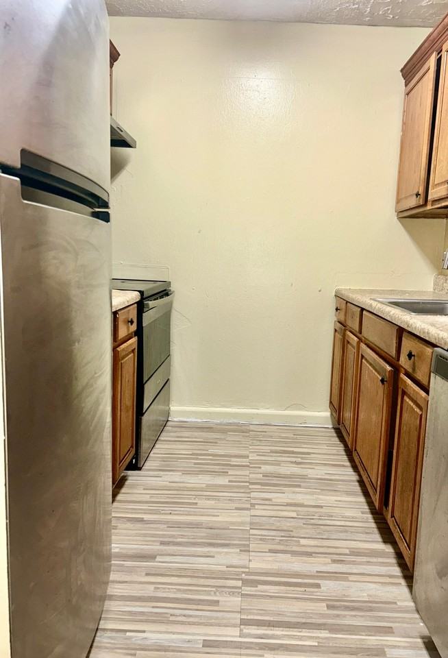 2440 Nw 39th Way #202 - Photo 3 of 9