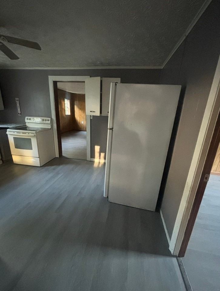 135 Rice St - Photo 6 of 6