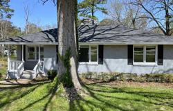 4803 Glenwood Rd - Photo 1 of 1