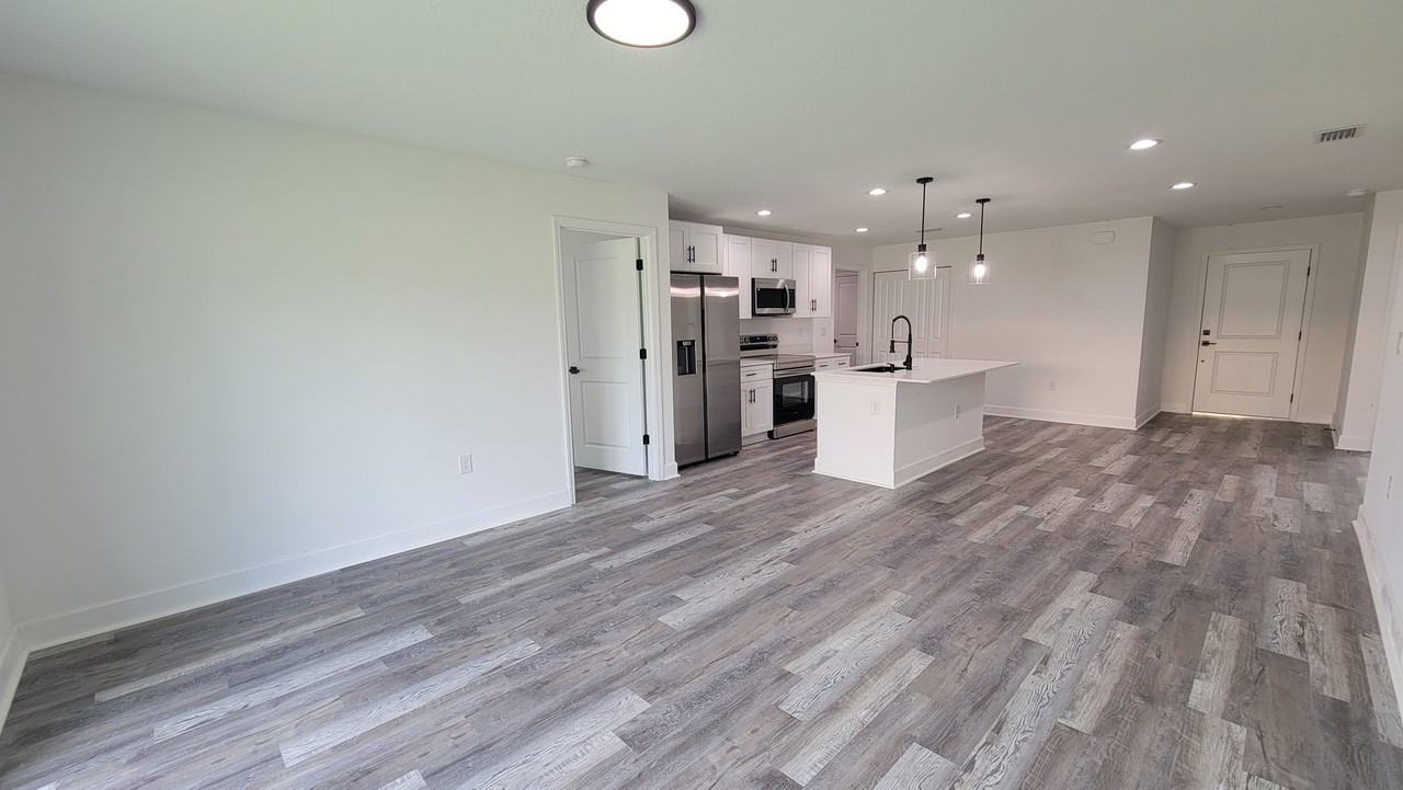 20422 Dial Ave - Photo 4 of 20