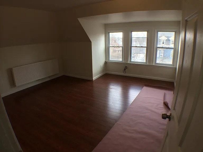 5647 Hampton St #3 - Photo 2 of 12