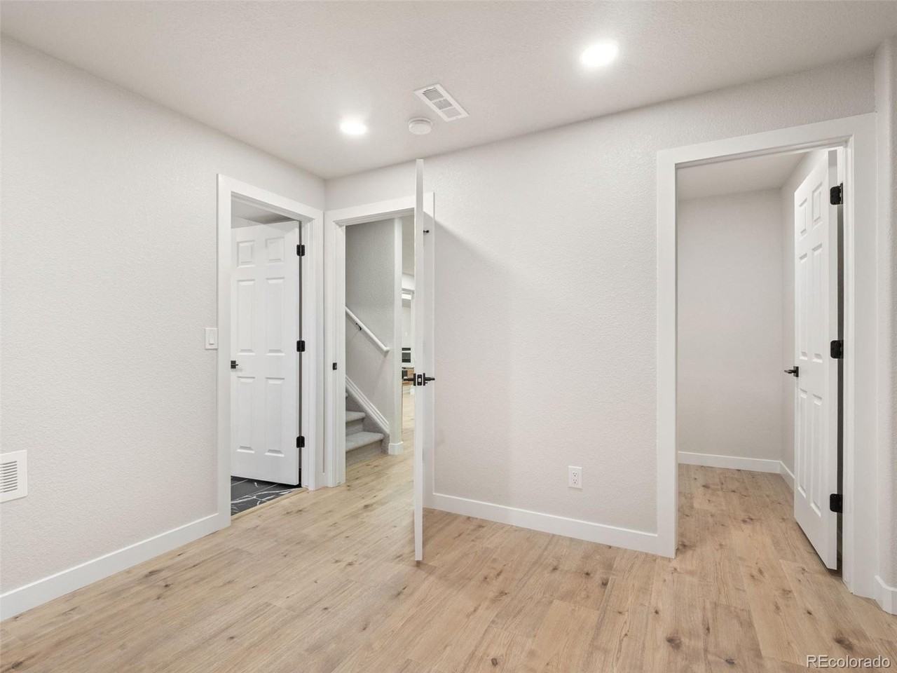 10742 Jellison Cir - Photo 6 of 14