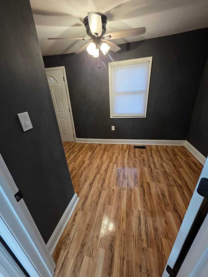 4317 Elizabeth St - Photo 2 of 20