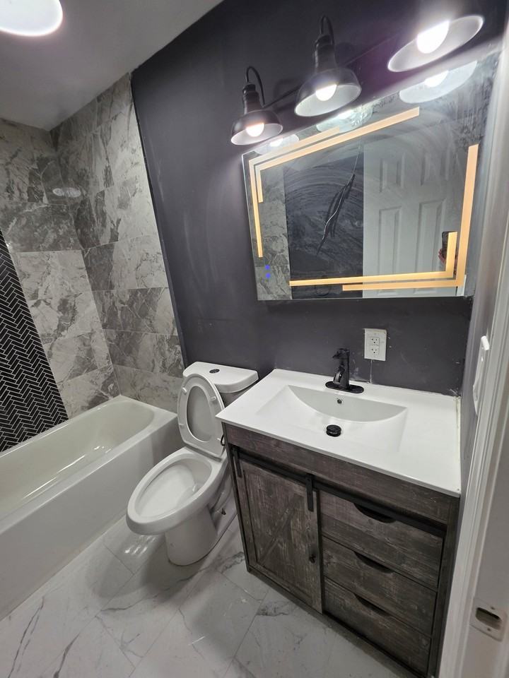 4317 Elizabeth St - Photo 5 of 20