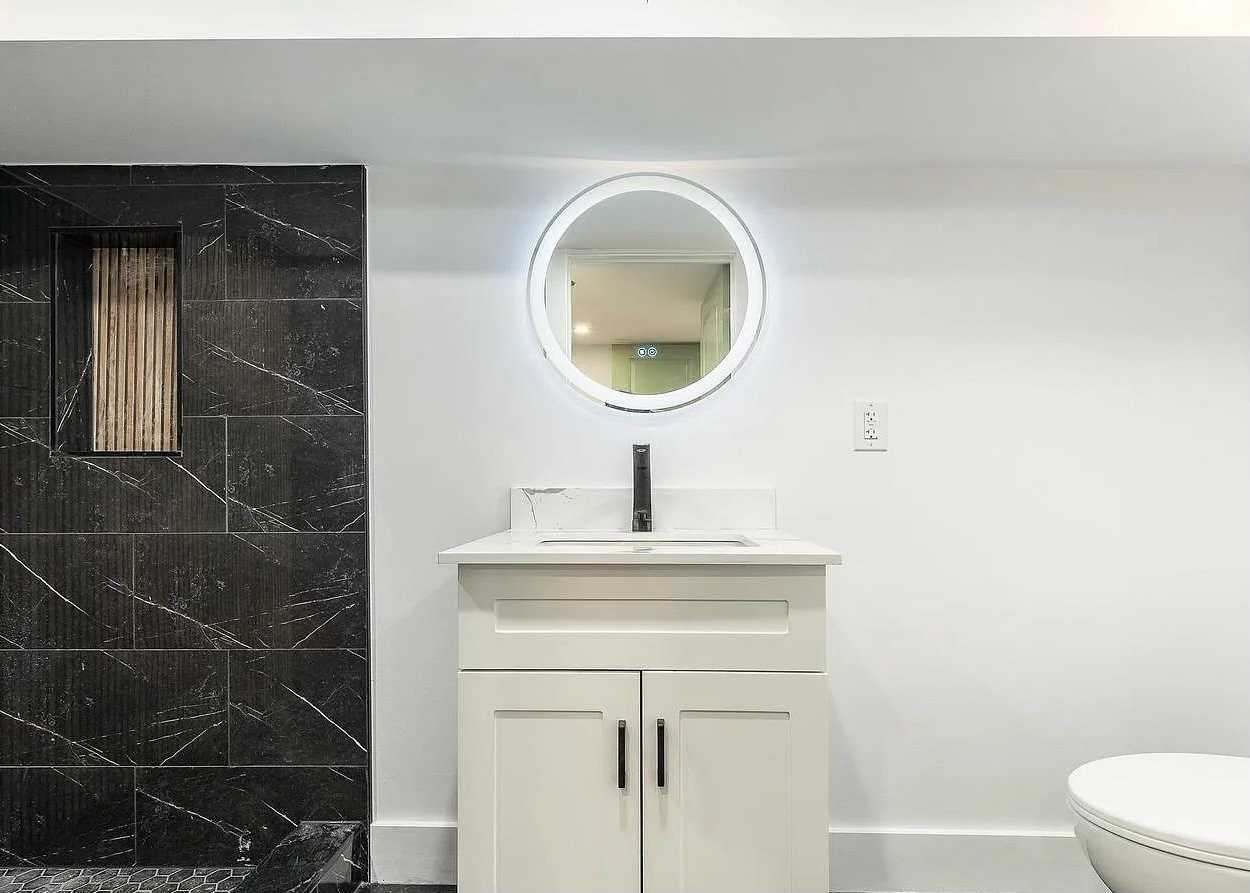 9026 W Avalon Dr - Photo 6 of 13