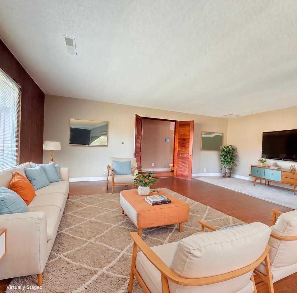 14550 Acapulco Rd - Photo 2 of 17