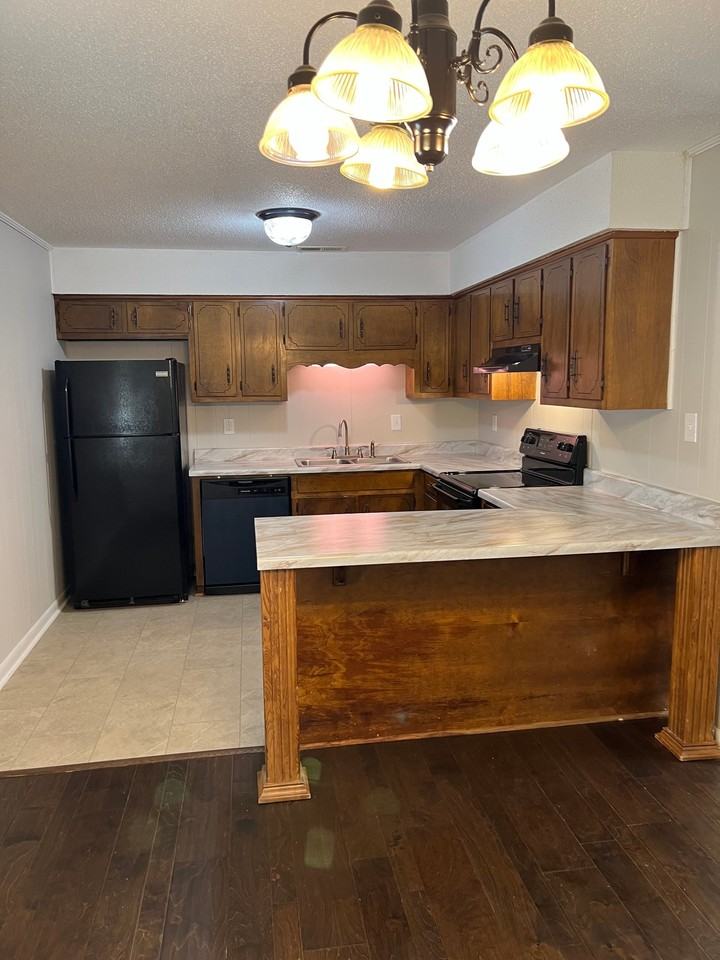 455 Ruby Johnson Dr - Photo 4 of 16