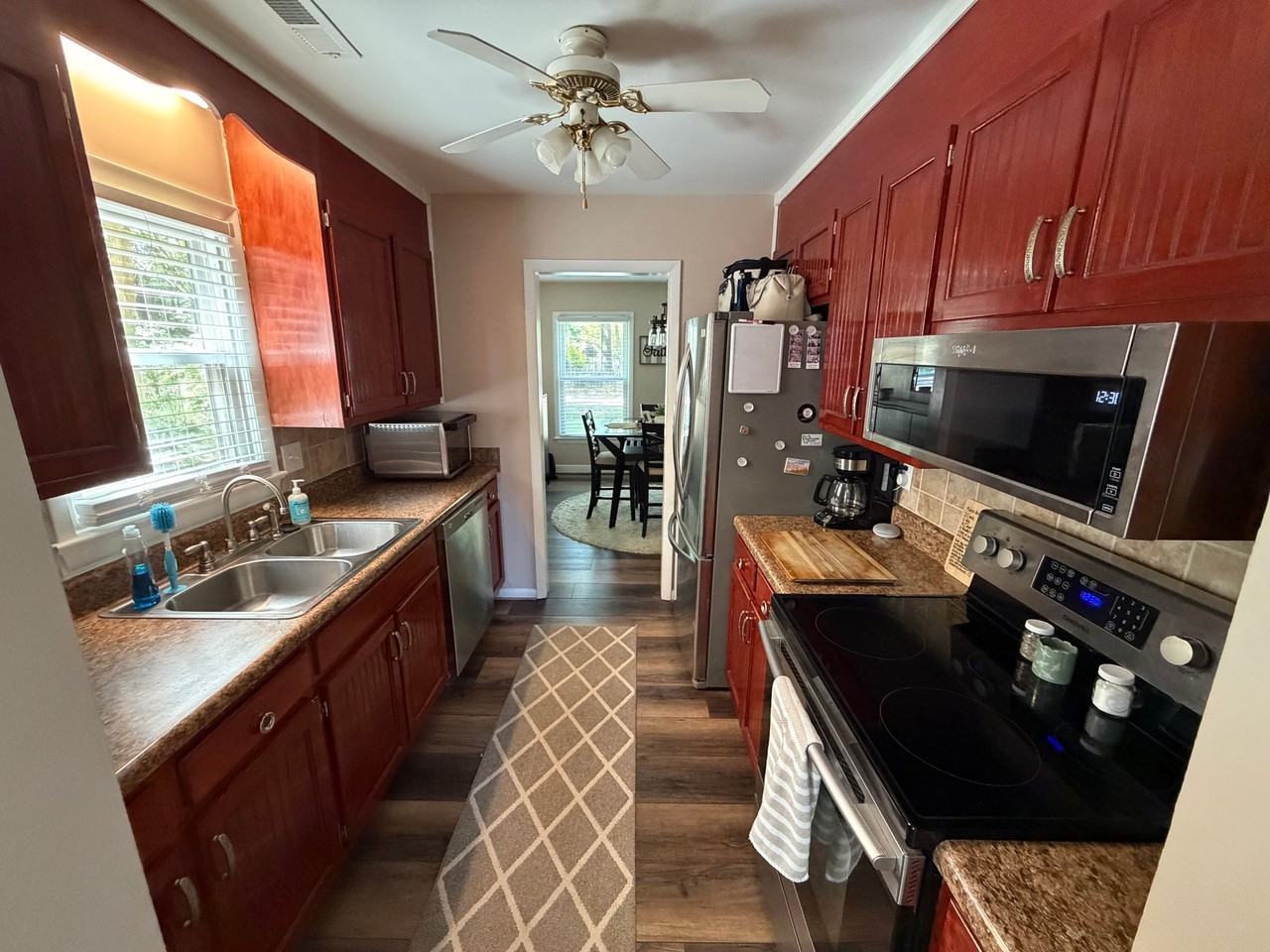 26 Center St - Photo 5 of 17