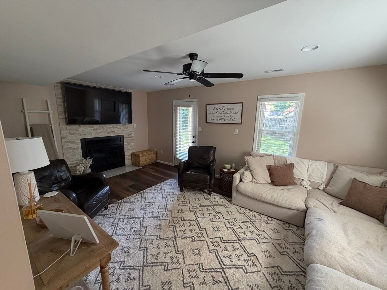 26 Center St - Photo 7 of 17