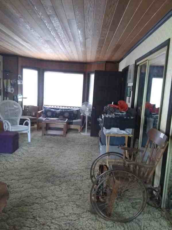 5137 Hill Dr - Photo 6 of 10