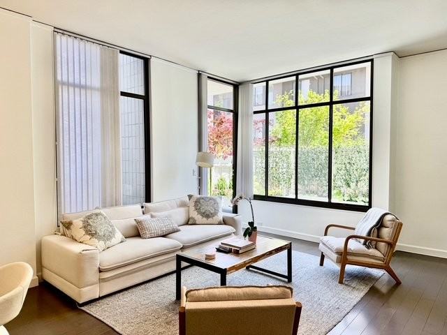 150 Lombard St - Photo 4 of 16