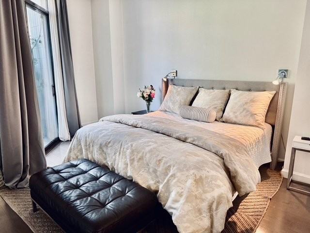 150 Lombard St - Photo 7 of 16