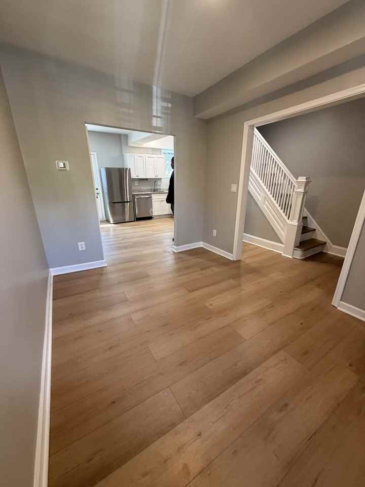 740 Hobart Pl Nw - Photo 4 of 8